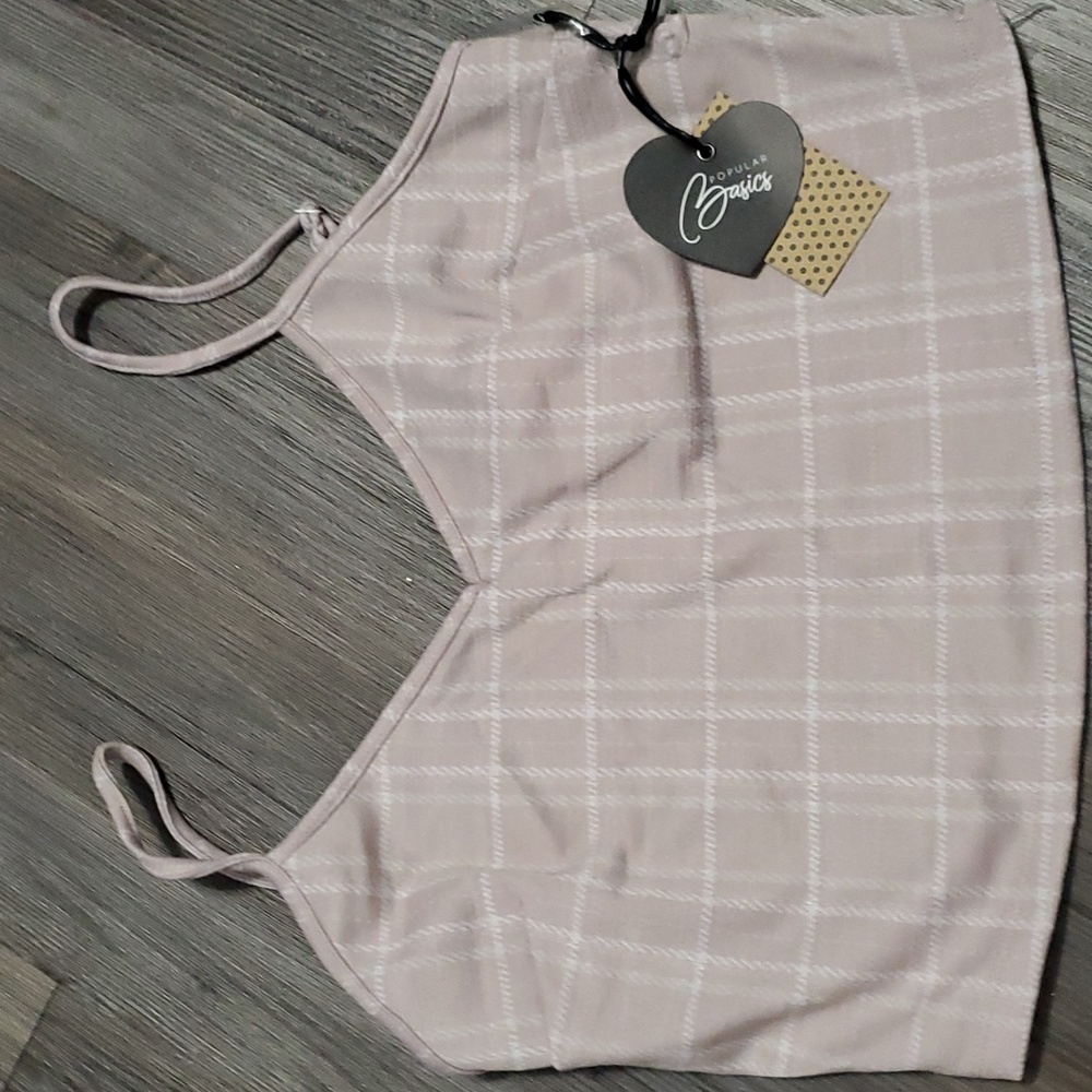 New! Cute Crop tank size Xl Rose Cream